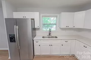 919 N Weldon St, Gastonia, NC 28052 - Photo 12