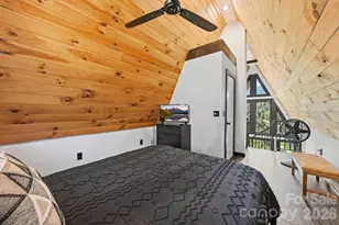 11392 & 11394 US 19W Hwy, Burnsville, NC 28714 - Photo 14