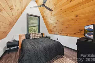 11392 & 11394 US 19W Hwy, Burnsville, NC 28714 - Photo 12