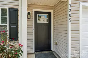 7305 Larwill Ln, Charlotte, NC 28216 - Photo 2