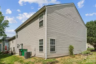 7305 Larwill Ln, Charlotte, NC 28216 - Photo 40