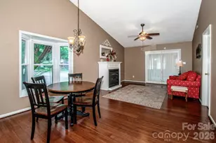 806 Prince Albert Ct, Statesville, NC 28677 - Photo 12