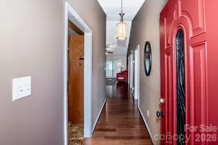 806 Prince Albert Ct, Statesville, NC 28677 - Photo 4