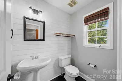 4857 32nd Street Lane NE, Hickory, NC 28601 - Photo 22