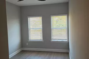 329 S Broad St, Mooresville, NC 28115 - Photo 4