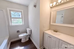 529 Timberlane Dr, Mount Holly, NC 28120 - Photo 16