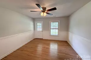 529 Timberlane Dr, Mount Holly, NC 28120 - Photo 10