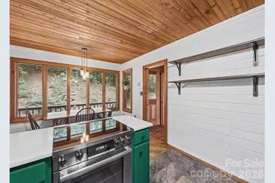 900 Mountain Cove Road, Waynesville, NC 28786 - Photo 18