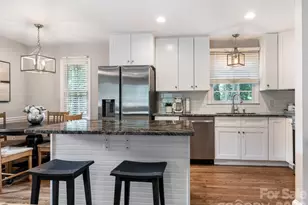 7518 Riding Trail Rd, Charlotte, NC 28212 - Photo 6
