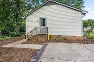 7518 Riding Trail Rd, Charlotte, NC 28212 - Photo 22