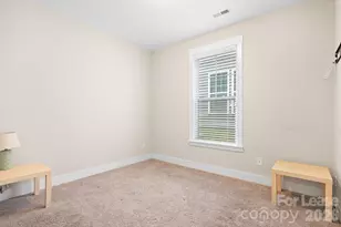 10008 Michael Crossing Dr, Charlotte, NC 28213 - Photo 18
