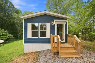146 & 148 Bradshaw Circle, Candler, NC 28715 - Photo 4