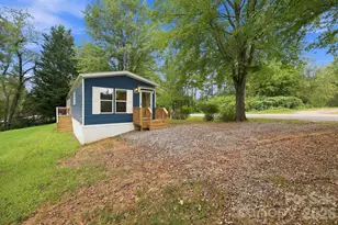 146 & 148 Bradshaw Circle, Candler, NC 28715 - Photo 2