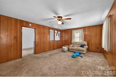165 34th Street NW, Hickory, NC 28601 - Photo 16