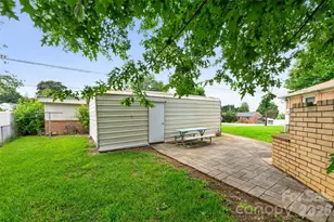 165 34th St NW, Hickory, NC 28601 - Photo 10