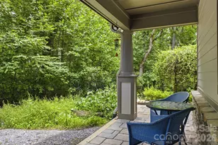 101 Reeds Creek Rd, Fairview, NC 28730 - Photo 2