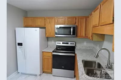 3903 Florham Place, Asheville, NC 28806 - Photo 2