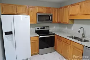 3903 Florham Pl, Asheville, NC 28806 - Photo 4