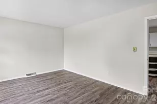 634 Kentbrook Dr, Charlotte, NC 28213 - Photo 6