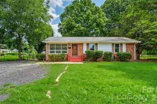 634 Kentbrook Dr, Charlotte, NC 28213 - Photo 1