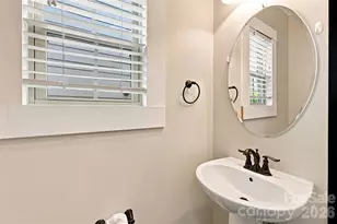 2507 Alyssa Ln, Charlotte, NC 28208 - Photo 24