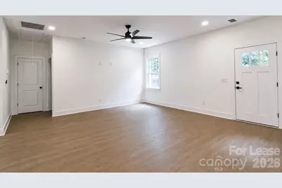 216 E Phifer Street, Marshville, NC 28103 - Photo 4