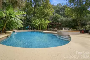 10427 Hadleigh Pl, Charlotte, NC 28210 - Photo 38