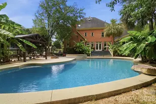 10427 Hadleigh Pl, Charlotte, NC 28210 - Photo 34