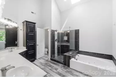 10427 Hadleigh Place, Charlotte, NC 28210 - Photo 20