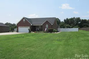 1882 Shuford Rd, Lincolnton, NC 28092 - Photo 4