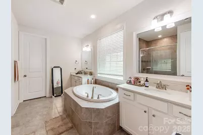 8022 Cornhill Avenue, Charlotte, NC 28277 - Photo 18