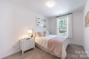 5014 Clairmont Rd, Charlotte, NC 28208 - Photo 8