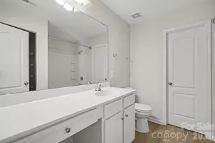 3915 Rosfield Dr, Charlotte, NC 28214 - Photo 14