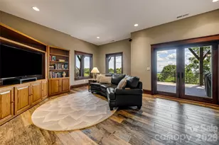 320 Summerset Dr, Hendersonville, NC 28792 - Photo 34