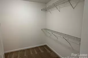 4820 Lynn Lee Cir, Charlotte, NC 28269 - Photo 10