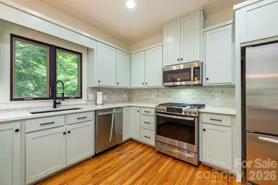 416 Ivy Road, Black Mountain, NC 28711 - Photo 16