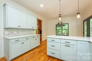416 Ivy Rd, Black Mountain, NC 28711 - Photo 18