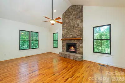 416 Ivy Road, Black Mountain, NC 28711 - Photo 8