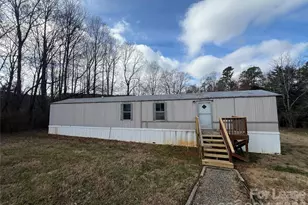 528 Oak Run Ct, Bessemer City, NC 28016 - Photo 1