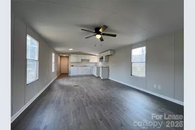 528 Oak Run Court, Bessemer City, NC 28016 - Photo 2