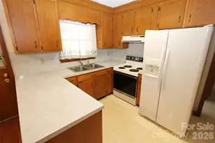 227 W Main St, Morven, NC 28119 - Photo 16