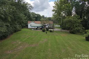 227 W Main St, Morven, NC 28119 - Photo 34
