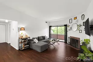 224 N Poplar St, Charlotte, NC 28202 - Photo 8