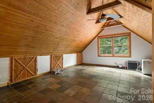 125 Hyacinth Dr, Clyde, NC 28721 - Photo 16