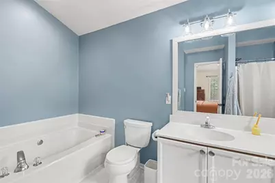 4228 Huntmeadow Drive, Charlotte, NC 28269 - Photo 22