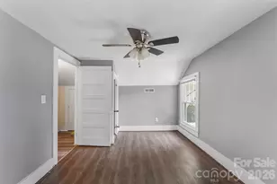 40 Sycamore Cir, Hendersonville, NC 28791 - Photo 12