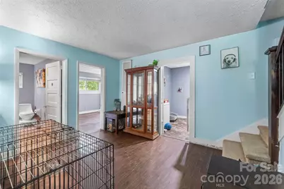 40 Sycamore Circle, Hendersonville, NC 28791 - Photo 6