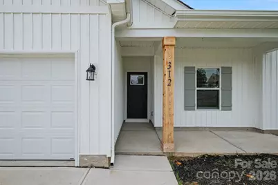 312 E Talleyrand Avenue, Monroe, NC 28271 - Photo 2