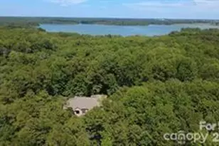 8680 Hills Dell Dr, Concord, NC 28027 - Photo 2