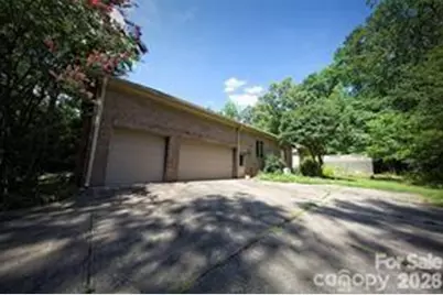 8680 Hills Dell Drive, Concord, NC 28027 - Photo 34